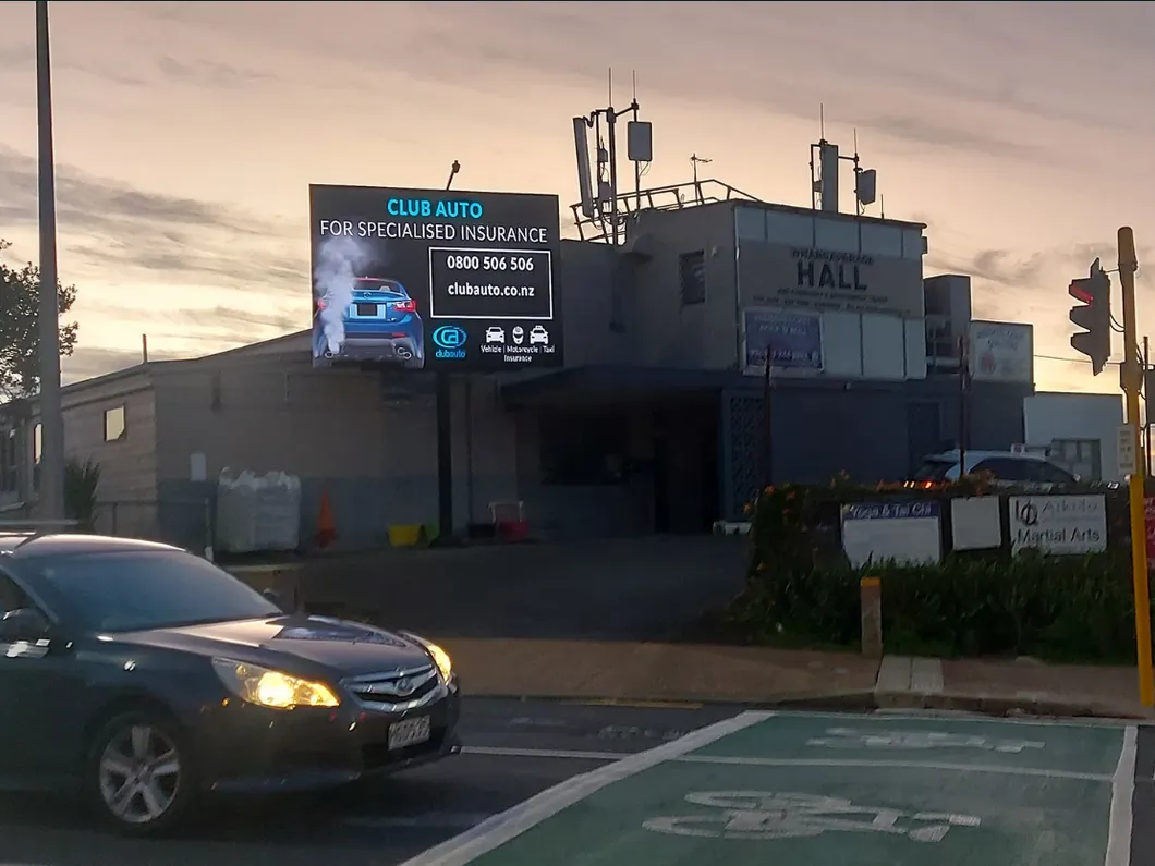 717 Whangaparaoa Road, Stanmore Bay, Auckland - MAD MEDIA Outdoor Digital Billboard