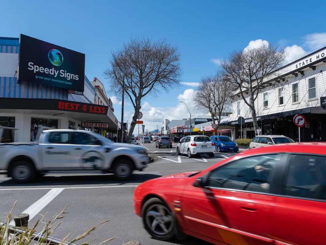 Gover Street DOOH - New Plymouth