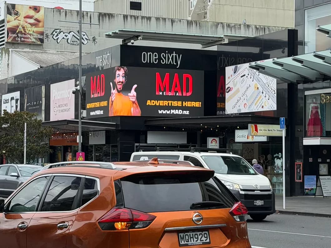 160 Broadway, Newmarket Billboard